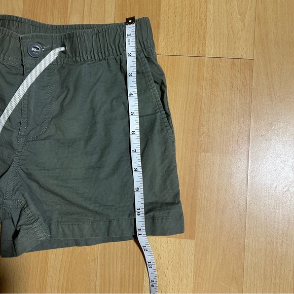 Vuori Olive Green Ripstop Cargo Utility Shorts Relaxed Fit Drawstring Athleisure - Picture 9 of 10